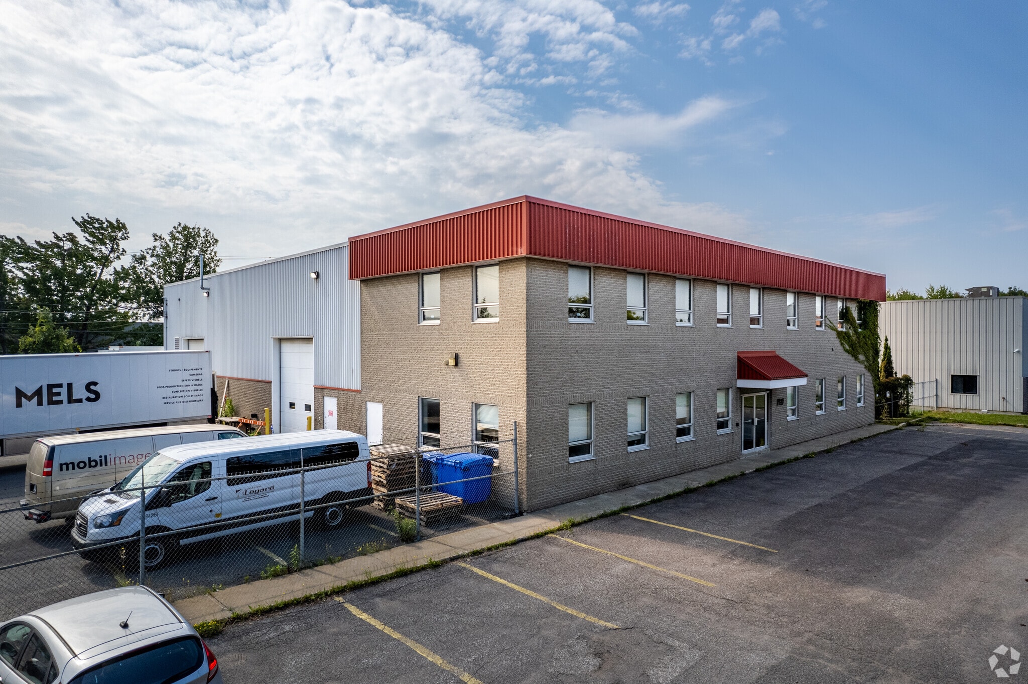 1470 Rue Joliot-Curie, Boucherville, QC for sale Primary Photo- Image 1 of 1