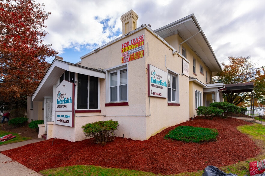 714-720 Broadway, Paterson, NJ for lease - Building Photo - Image 3 of 15