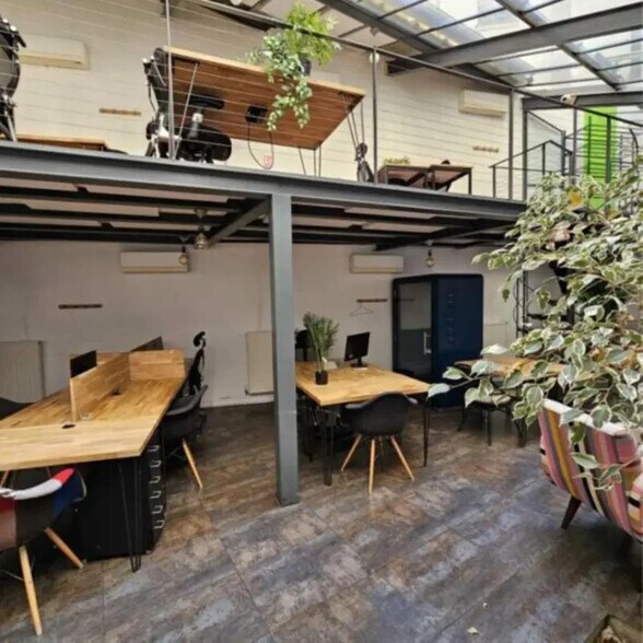 Office in Paris for sale - Interior Photo - Image 2 of 12