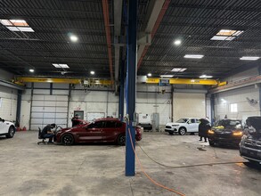 731 Morse Ave, Schaumburg, IL for lease Interior Photo- Image 1 of 4