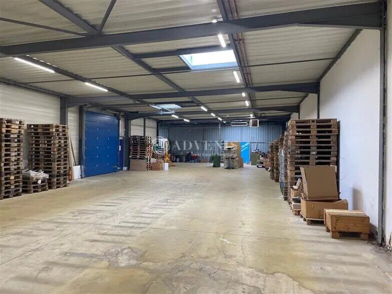 Flex in Fleury-les-Aubrais for lease - Building Photo - Image 3 of 10