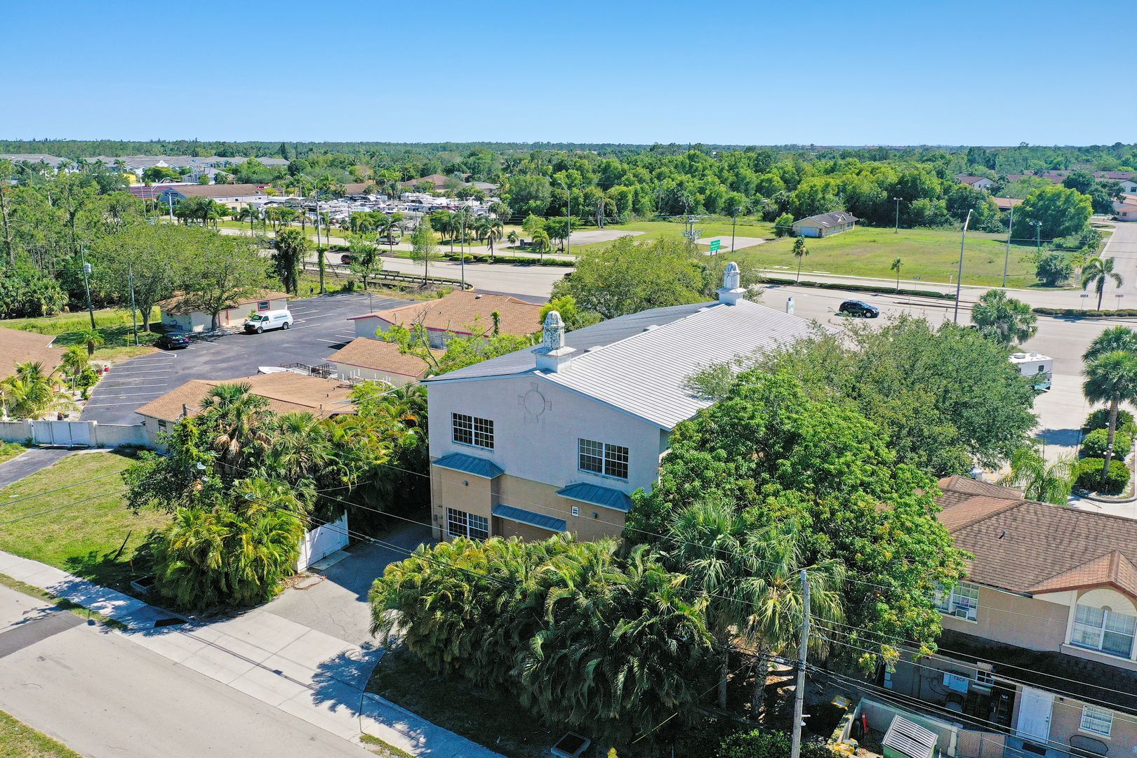 11387 Tamiami Trl, Naples, FL 34113 - Retail for Sale | LoopNet