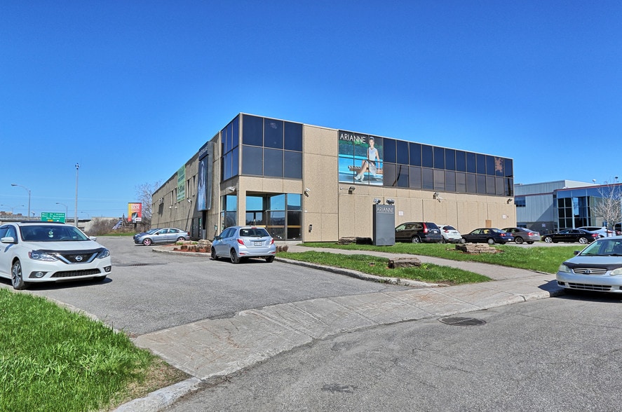 1655 Rue de Louvain O O, Montréal, QC for sale - Building Photo - Image 1 of 1