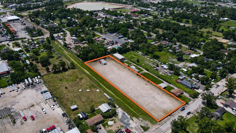12734 Unison Rd, Houston, TX for lease - Building Photo - Image 2 of 7
