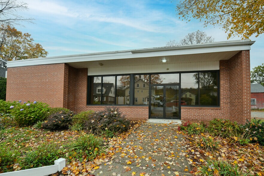 281 Hazard Ave, Enfield, CT 06082