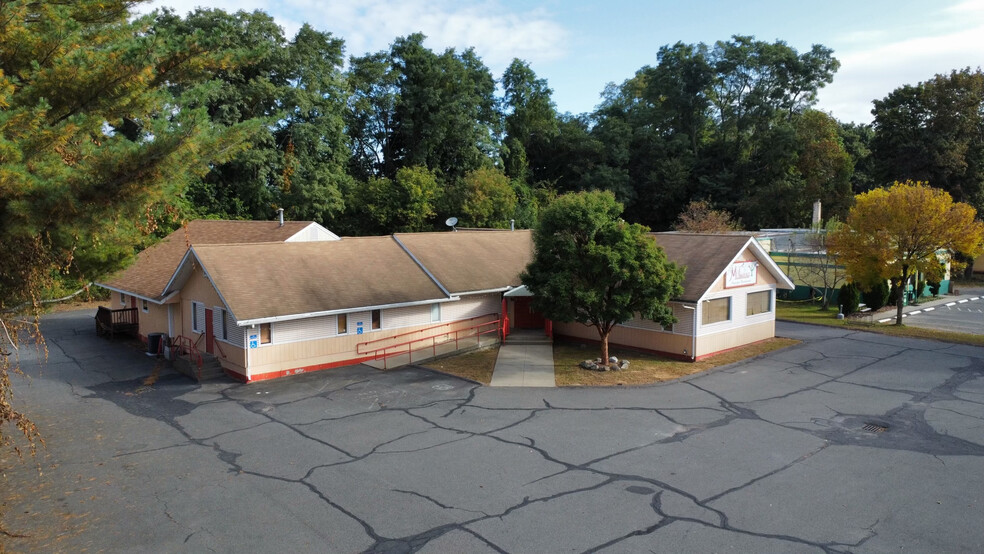 48 Russell St, Hadley, MA for lease - Building Photo - Image 1 of 6