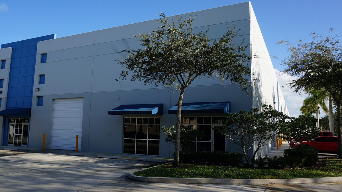 7744-7792 SW Jack James Dr, Stuart, FL for sale Building Photo- Image 1 of 1