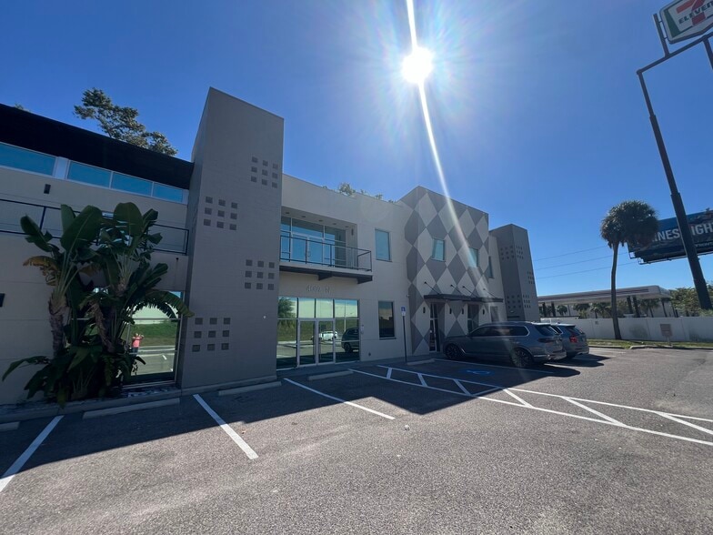 4007 N Taliaferro Ave, Tampa, FL for lease - Building Photo - Image 2 of 7