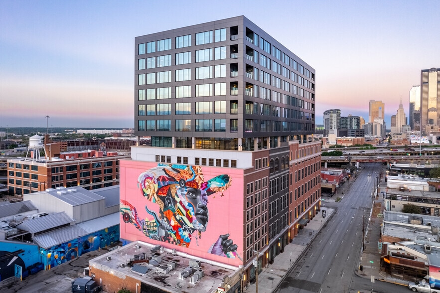 2700 Commerce St, Dallas, TX for lease - Primary Photo - Image 1 of 25