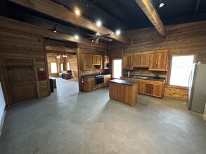 4354 Valnorth Dr, Valdosta, GA for lease Interior Photo- Image 2 of 24