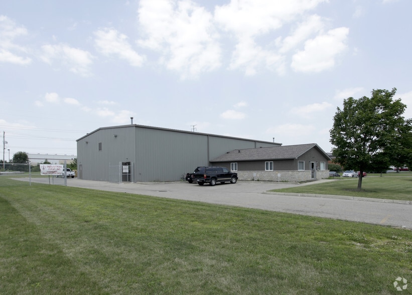 175 Outerbelt St, Columbus, OH for lease - Primary Photo - Image 1 of 3