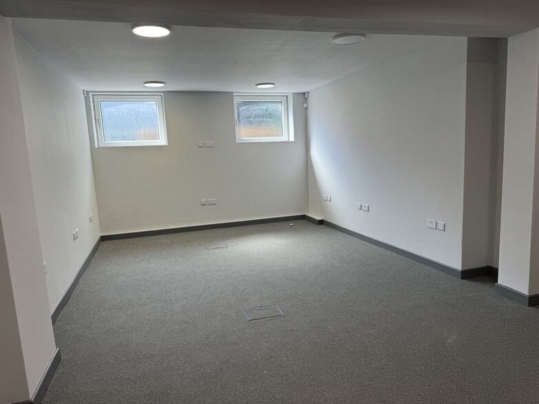 Collaborative One, South Croydon for lease - Interior Photo - Image 2 of 7