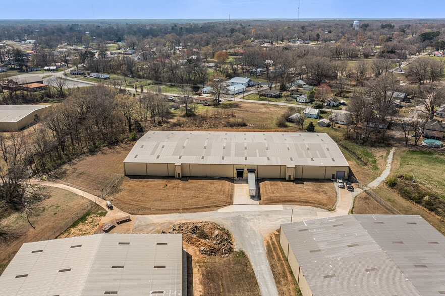 1200 Lyell St, Milan, TN for lease - Building Photo - Image 1 of 25