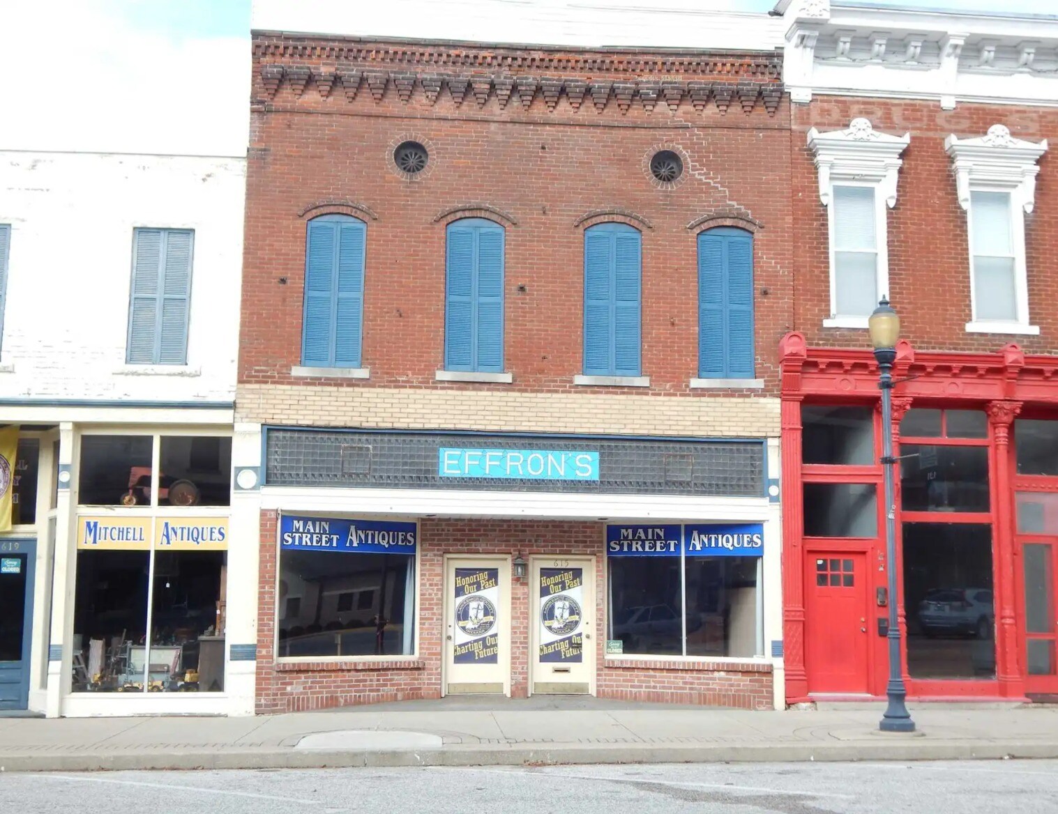 615 W Main St, Mitchell, IN for sale Primary Photo- Image 1 of 1