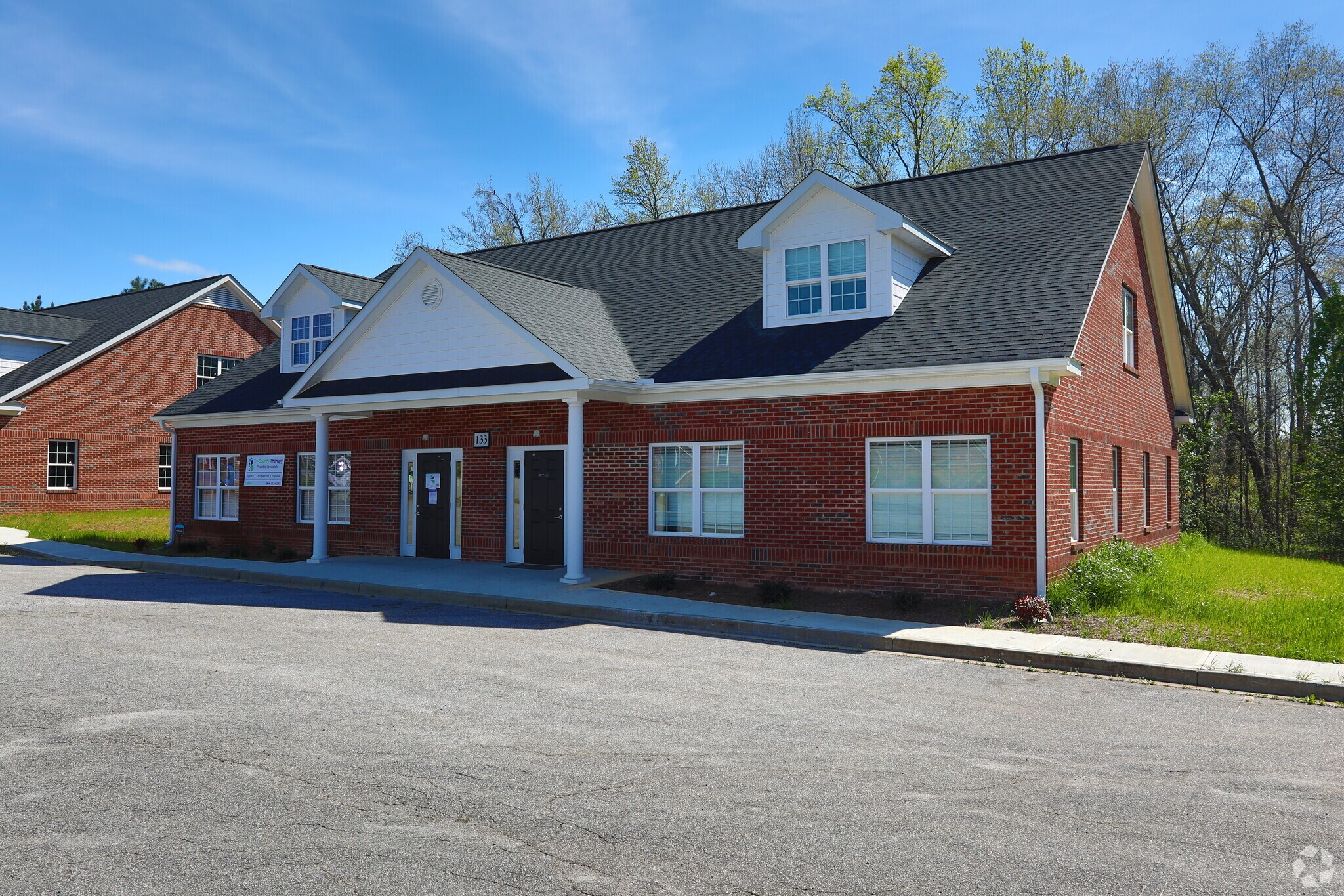 133-135 Broadbent Way, Anderson, SC for sale Primary Photo- Image 1 of 1