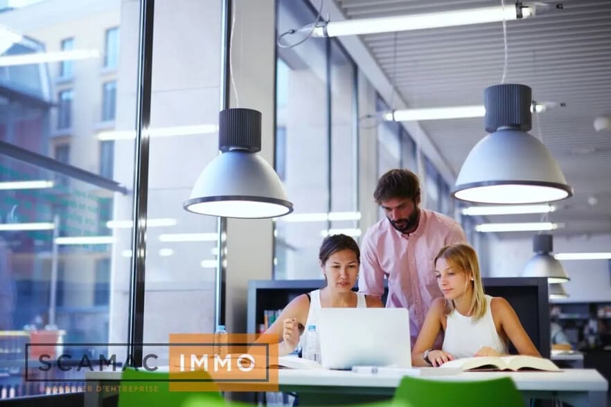 Office in Puget-sur-Argens for lease - Building Photo - Image 3 of 4