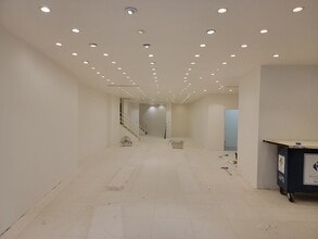 230 W 55th St, New York, NY for lease Interior Photo- Image 1 of 1