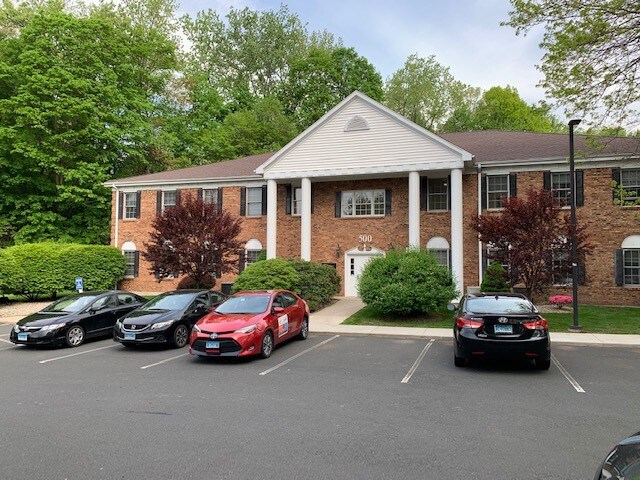 35 Cold Spring Rd, Rocky Hill, CT for sale - Building Photo - Image 1 of 1