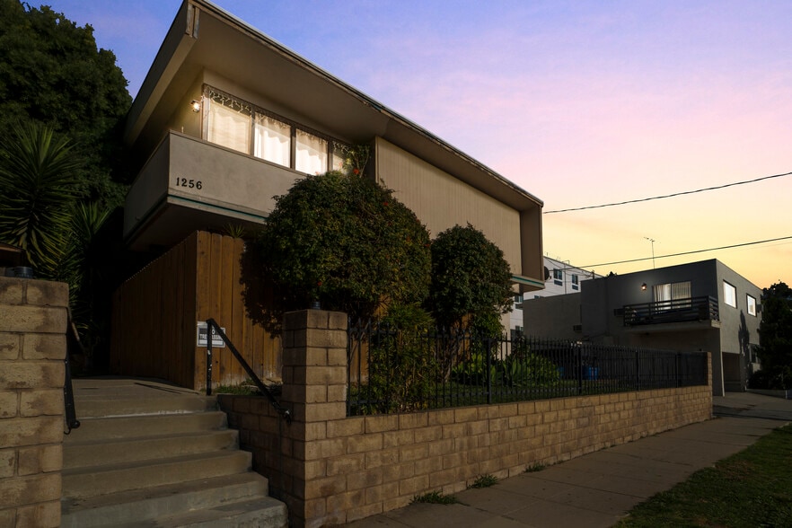 1256 S Westgate Ave, Los Angeles, CA for sale - Building Photo - Image 3 of 10