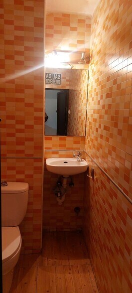 Retail in Cáceres, Cáceres for sale - Building Photo - Image 2 of 5