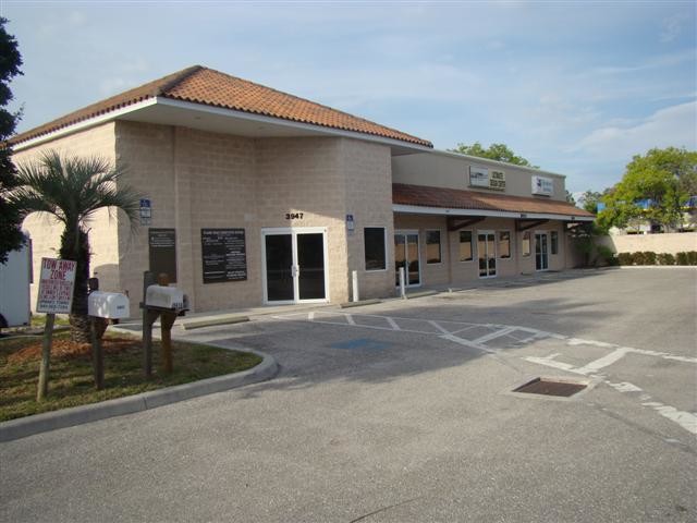 3947 Clark Rd, Sarasota, FL for lease Building Photo- Image 1 of 2