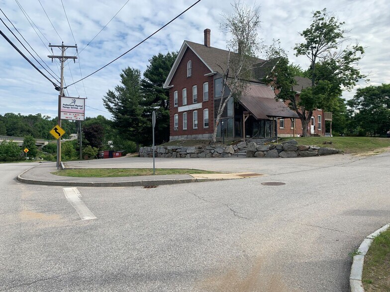2 Bartlett St, Allenstown, NH for sale - Building Photo - Image 1 of 1