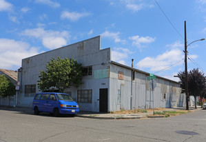 Utility Truck Bodies - Warehouse