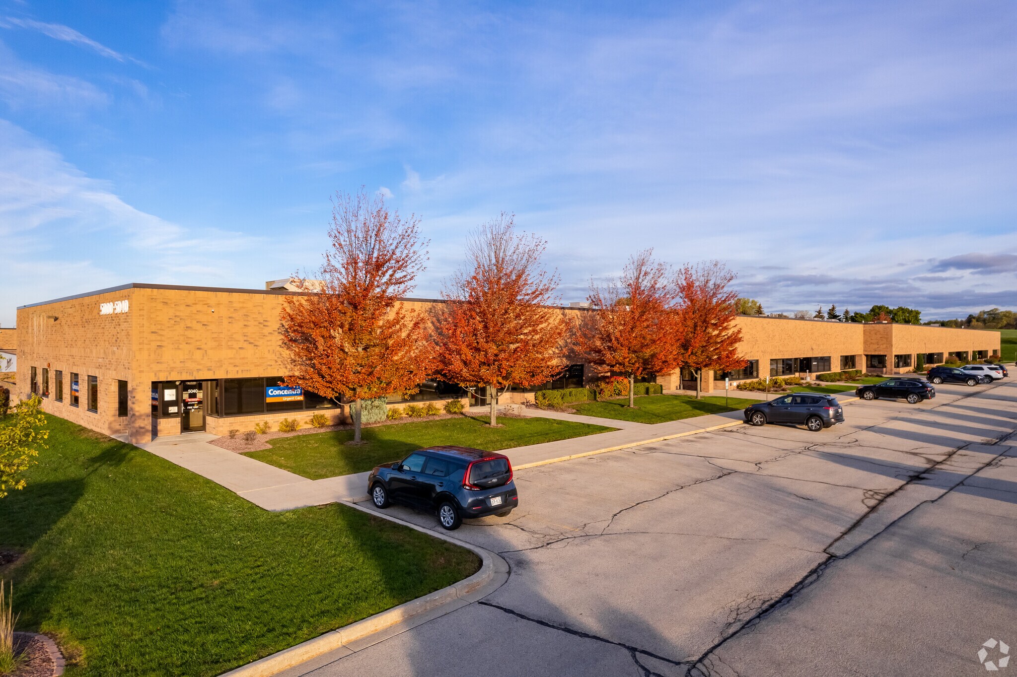 5000-5040 Ashland Way, Franklin, WI for sale Primary Photo- Image 1 of 1