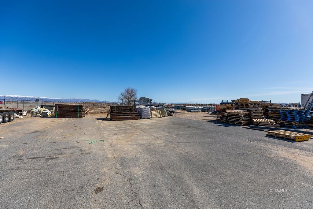 6259 Hwy 178, Inyokern, CA 93527 Gateway Hardware