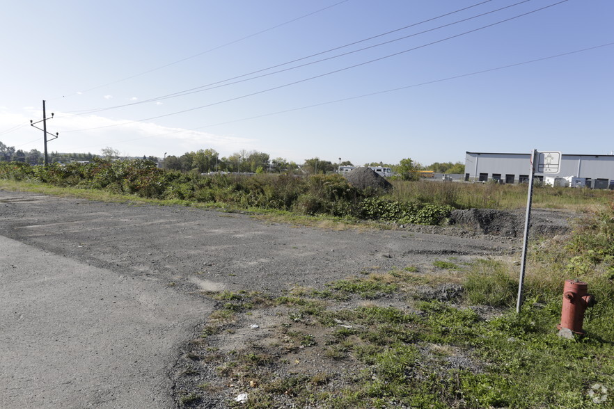 Rd Côte-nord, Boisbriand, QC for sale - Building Photo - Image 2 of 3