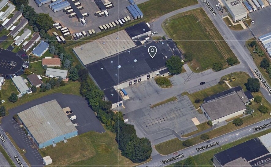 4216 Reading Crest Ave, Reading, PA for sale - Primary Photo - Image 1 of 2