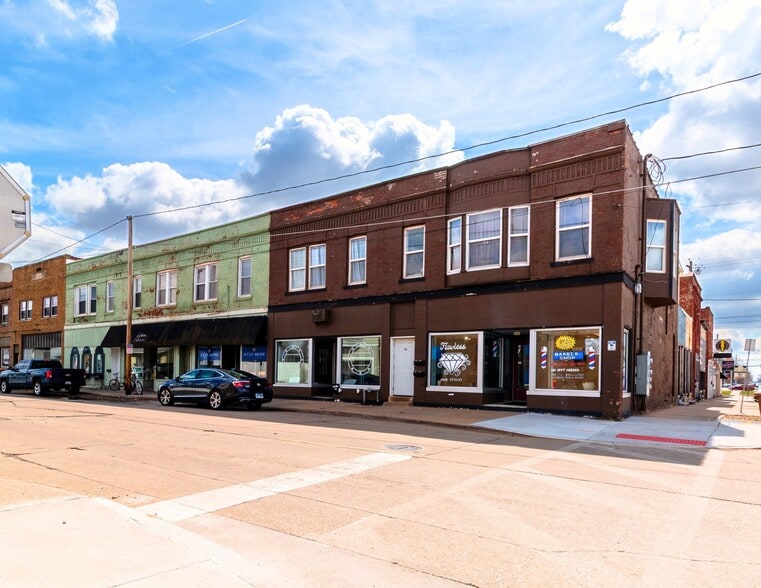 18th & 18th Mixed-Use Portfolio portfolio of 3 properties for sale on LoopNet.com - Building Photo - Image 3 of 13