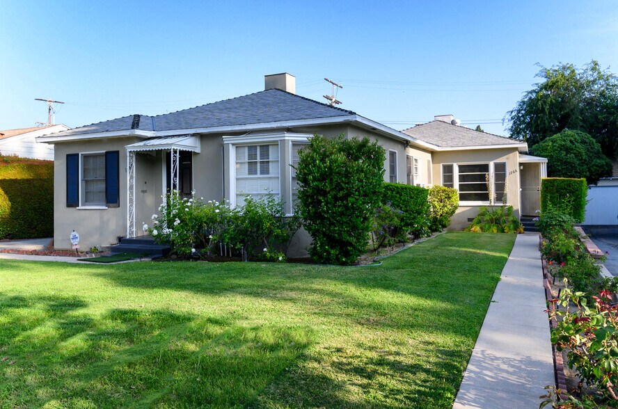 1766 E Villa St, Pasadena, CA for sale - Primary Photo - Image 1 of 1