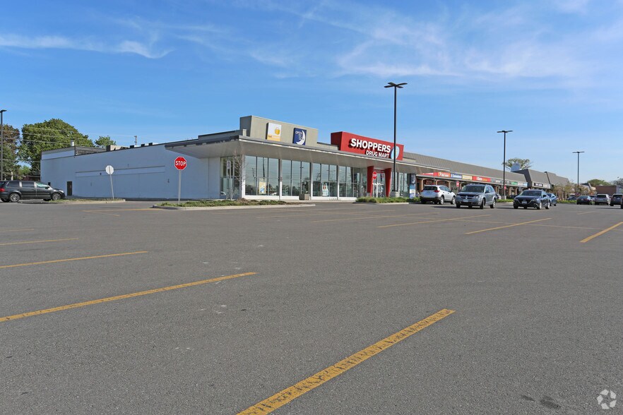 1077 N Service Rd, Mississauga, ON for lease - Building Photo - Image 3 of 5