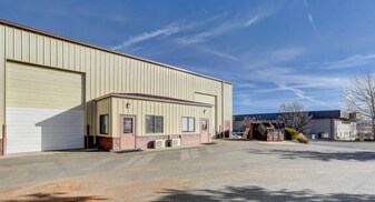 6724 Corsair Ave, Prescott AZ - Warehouse