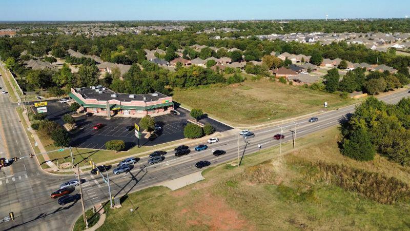NW 178th & N Western Ave, Edmond, OK for lease - Aerial - Image 3 of 5