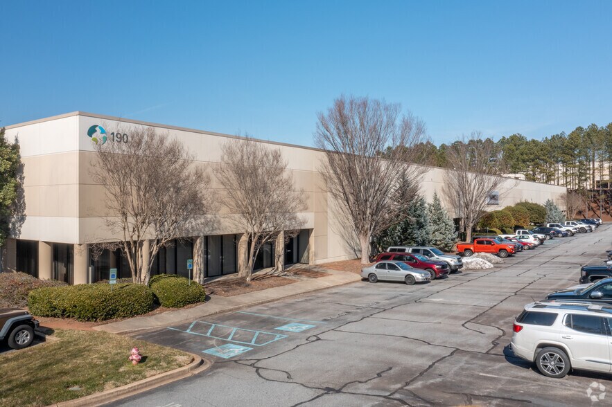 190 Parkway West, Duncan, SC for sale - Primary Photo - Image 1 of 1