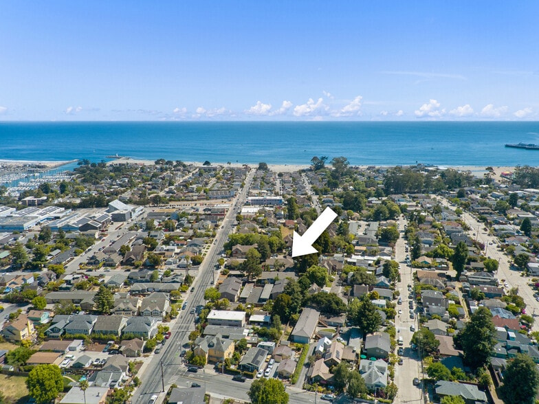 707 Seabright Ave, Santa Cruz, CA for sale - Building Photo - Image 2 of 21