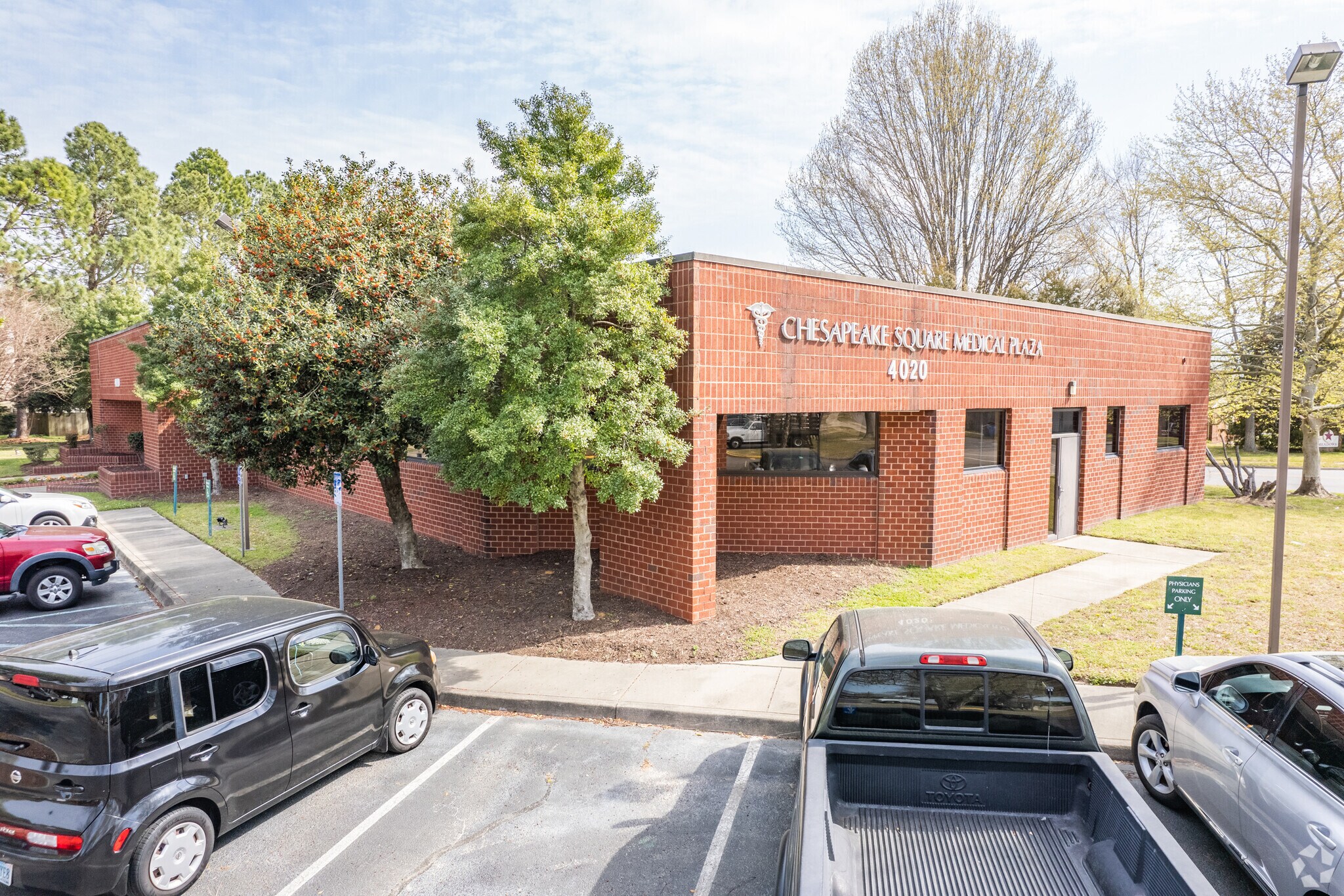 4020 Raintree Rd, Chesapeake, VA for sale Primary Photo- Image 1 of 1