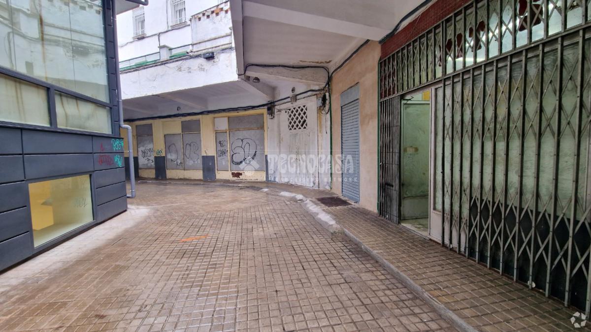 Multifamily in Madrid, Madrid for sale Interior Photo- Image 1 of 1