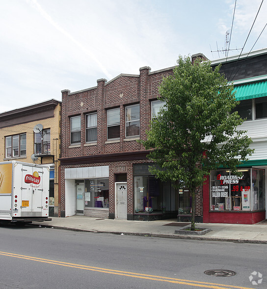 855 Crane St, Schenectady, NY for lease - Primary Photo - Image 1 of 43