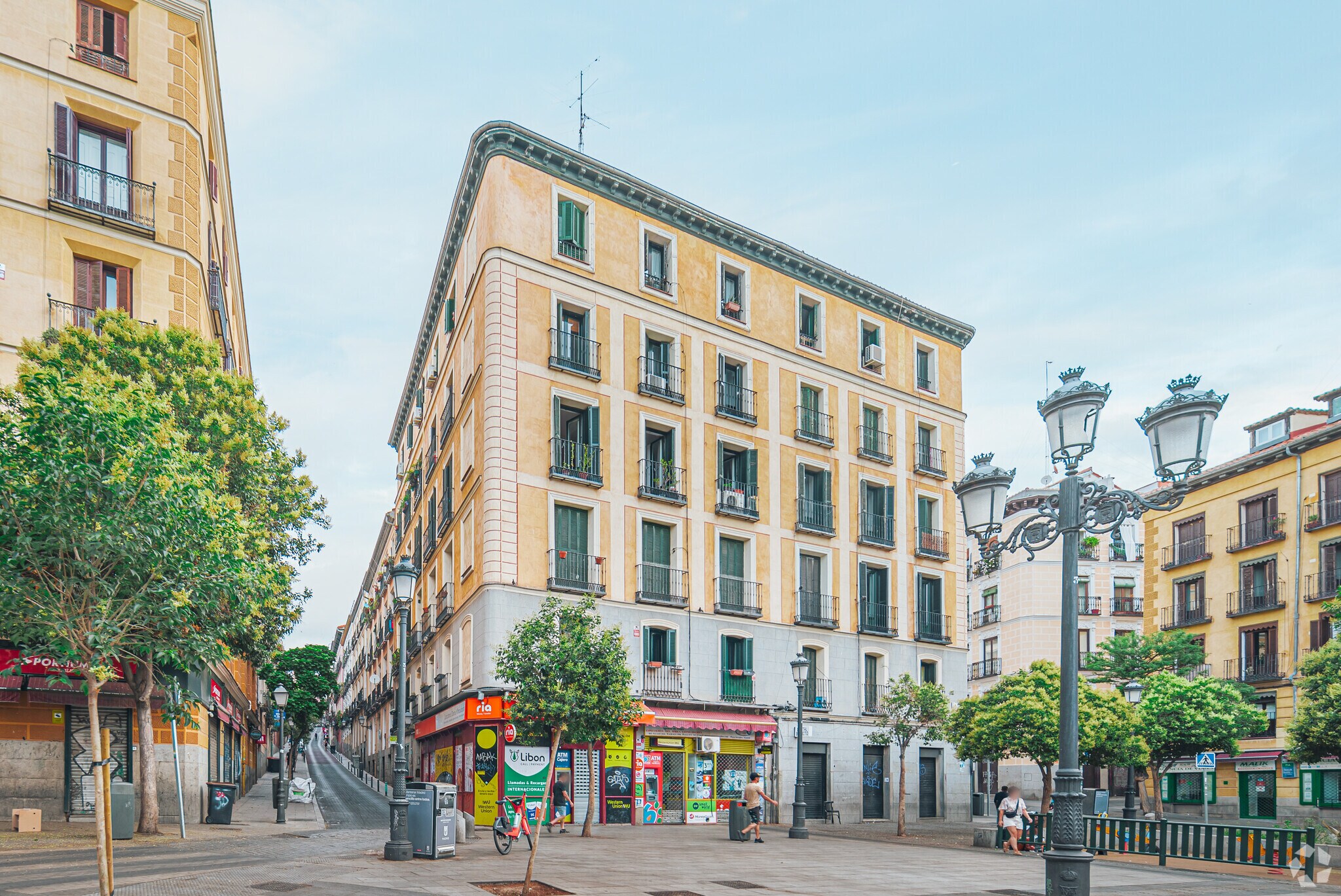 Calle Ave María, 52, Madrid, Madrid for sale Primary Photo- Image 1 of 1