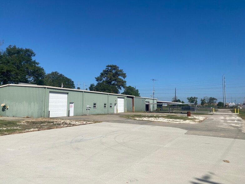11475 Hwy 90, Beaumont, TX for sale - Building Photo - Image 1 of 1