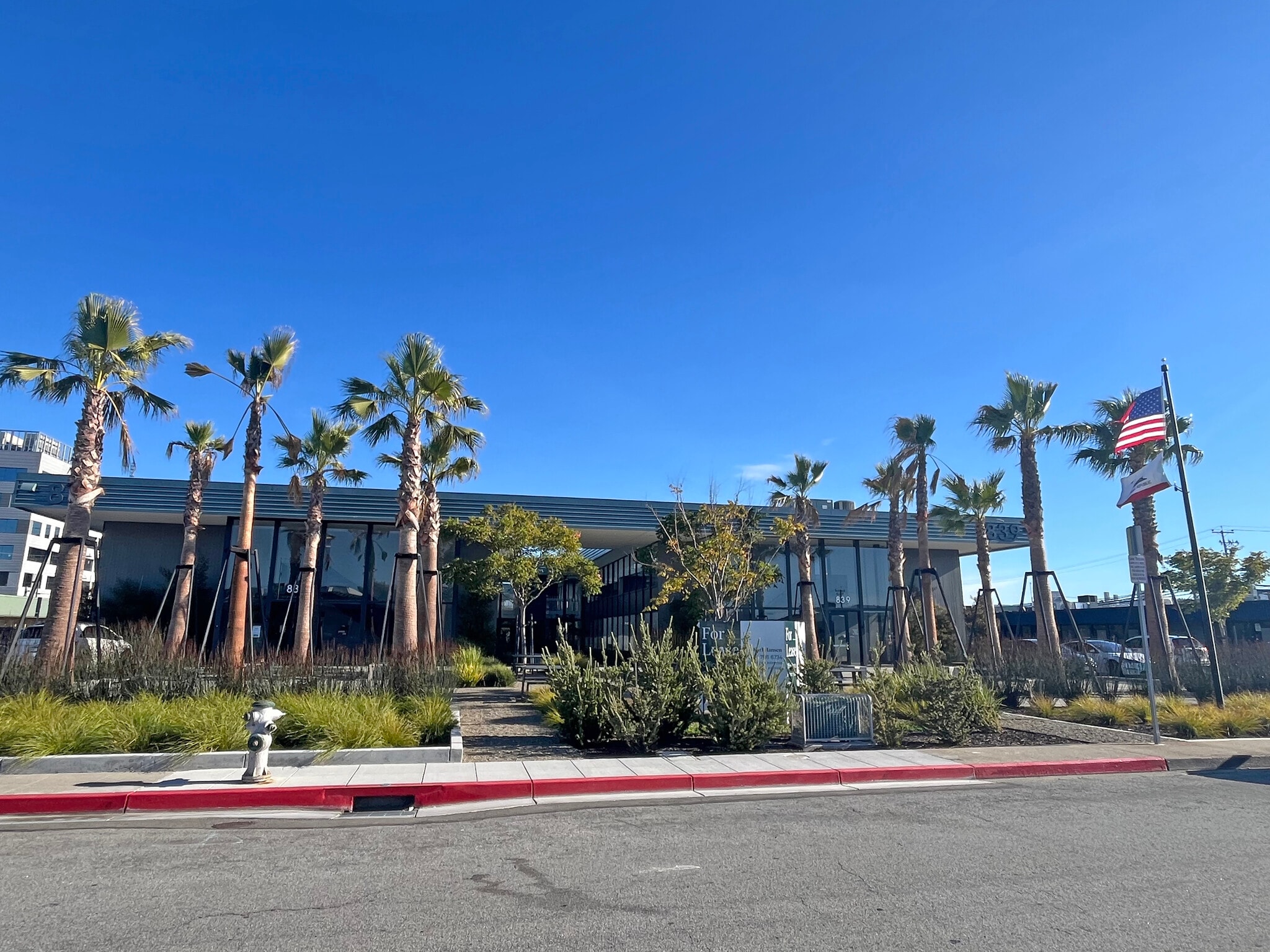 831-839 Mitten Rd, Burlingame, CA for lease Building Photo- Image 1 of 10