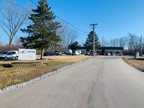 615 Commerce Rd, Richmond, IN for lease Interior Photo- Image 2 of 7