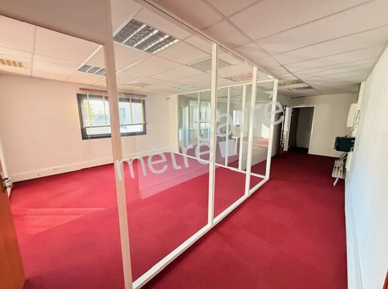 Office in Basse-Goulaine for lease - Interior Photo - Image 1 of 8