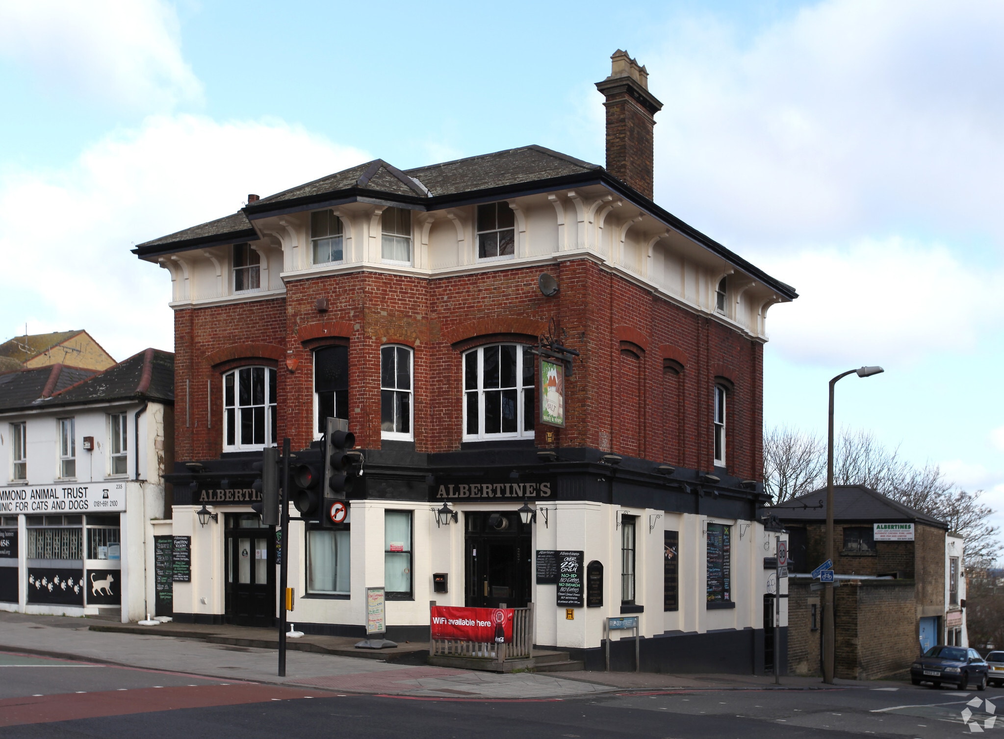 237 Lewisham Way, London for sale Primary Photo- Image 1 of 1
