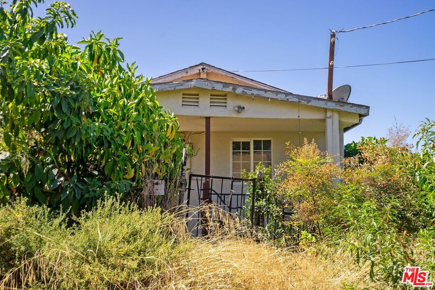 4112 Telluride St, Los Angeles, CA for sale - Primary Photo - Image 1 of 8