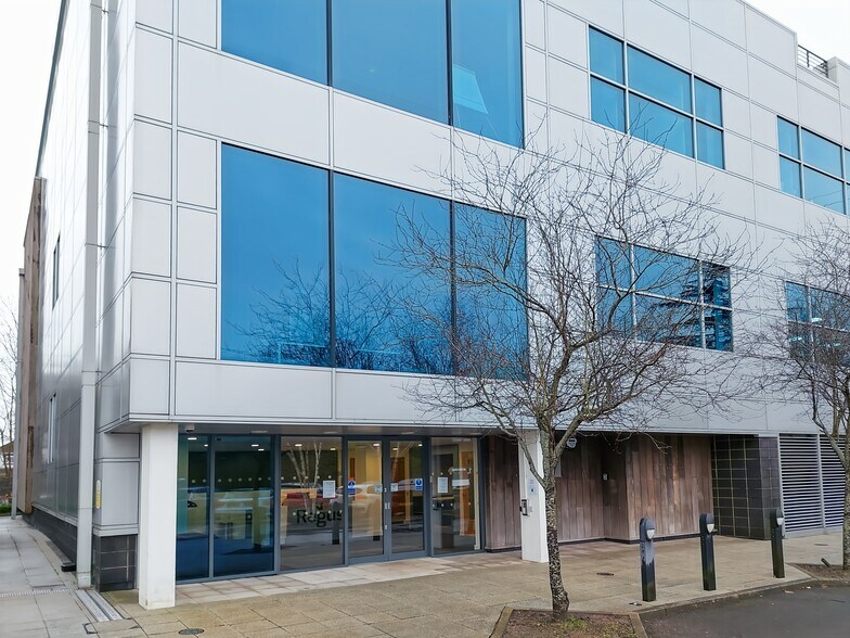 1 Sittingbourne Rd, Maidstone for lease - Interior Photo - Image 1 of 10