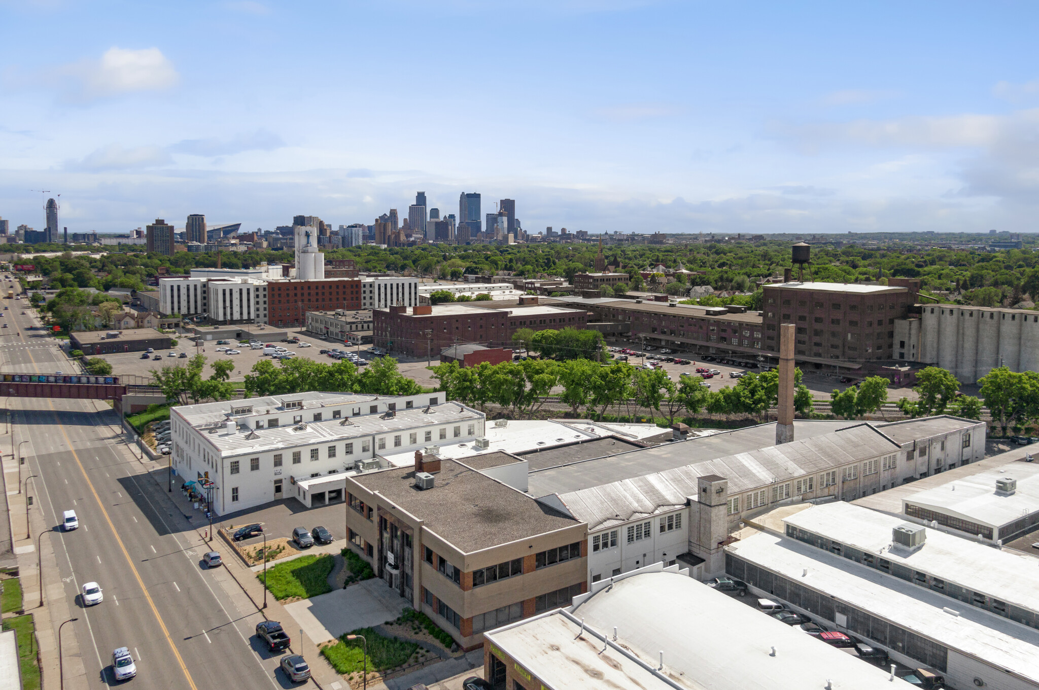 1618-1620 Central Ave NE, Minneapolis, MN for lease Building Photo- Image 1 of 40